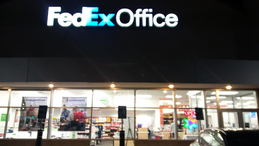 Print Shop «FedEx Office Print & Ship Center», reviews and photos, 14638 Cedar Ave A, Apple Valley, MN 55124, USA