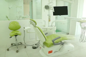 EMERALD DENTAL CLINIC - Dentist, Dental Surgeon, Multispeciality Dental Clinic, Paediatric Dentist, Orthodontist image