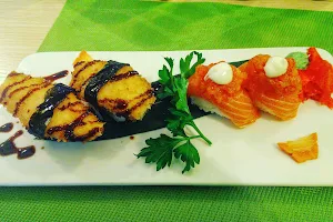 Sushi Salmone image