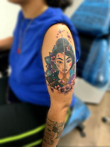 Explore crocodile tattoo ideas, creative tattoo ideas in Springfield, available at Red Tip Tattoos