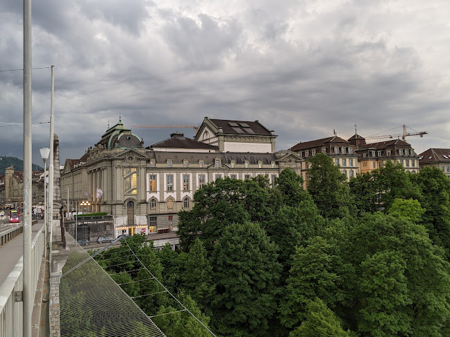 Kommentare und Rezensionen über Stadttheater