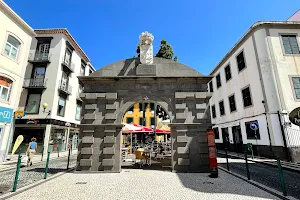 Varadouros Old Gate (City Gates) image