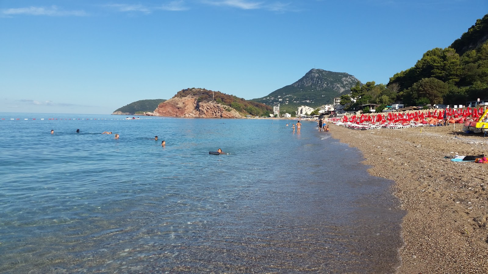 Foto di Sutomore beach area del resort sulla spiaggia