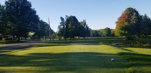 Golf Course «Fox Den Golf Course», reviews and photos, 2770 Call Rd, Stow, OH 44224, USA