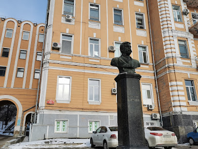 Пам'ятник професору В.П.Образцову