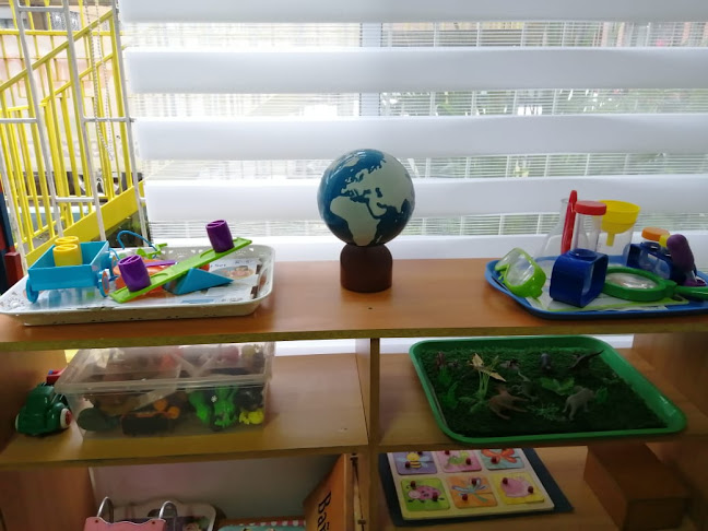 Sala Cuna y Jardín Infantil Montessori "AYUDAME A HACERLO SOLO"" - Guardería
