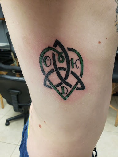 Tattoo Shop «Aces High Tattoo Lake Worth», reviews and photos, 407 S Dixie Hwy, Lake Worth, FL 33460, USA