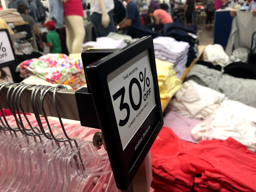 Clothing Store «Gap», reviews and photos, 18511 Outlet Blvd, Chesterfield, MO 63005, USA