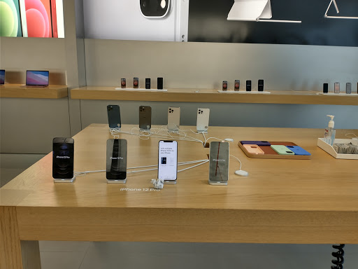 Computer Store «Apple Georgetown», reviews and photos, 1229 Wisconsin Ave NW, Washington, DC 20007, USA