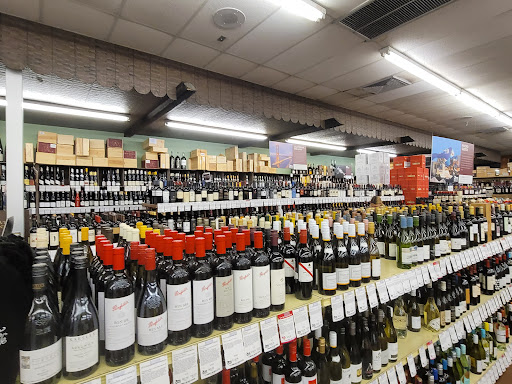 Wine Store «B-21 Fine Wine & Spirits», reviews and photos, 43380 US Hwy 19 N, Tarpon Springs, FL 34689, USA