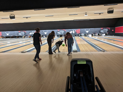 Bowling Alley «AMF Brookgate Lanes», reviews and photos, 14950 Snow Rd, Brook Park, OH 44142, USA