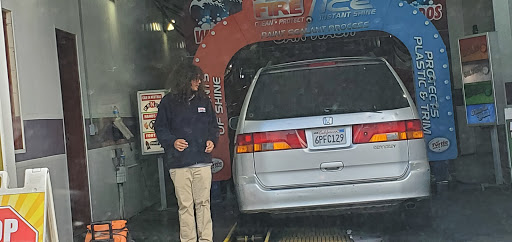 Car Wash «Santa Ana Express Car Wash», reviews and photos, 202 E First St, Santa Ana, CA 92701, USA