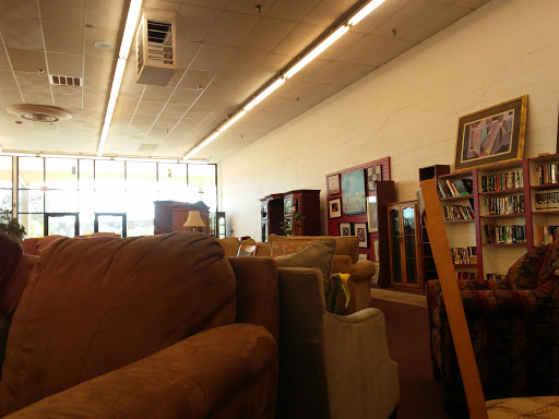 Thrift Store «The Salvation Army Family Store & Donation Center», reviews and photos