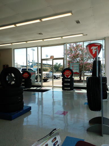 Tire Shop «Firestone Complete Auto Care», reviews and photos, 887 Howard Ave, Biloxi, MS 39530, USA