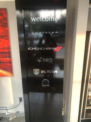 Jeep Dealer «Reedman Toll Chrysler Dodge Jeep RAM of Jenkintown», reviews and photos, 140 Old York Rd, Jenkintown, PA 19046, USA