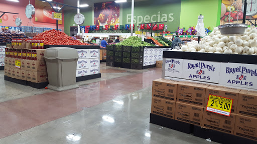 Grocery Store «El Super», reviews and photos, 315 San Fernando Mission Blvd, San Fernando, CA 91340, USA