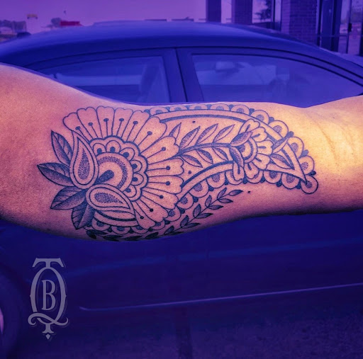 Explore forearm tattoo name ideas, creative tattoo ideas in Marietta, available at The Queen Bee Tattoo and Piercing Parlour