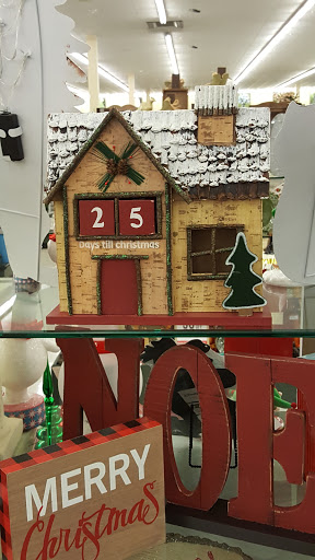 Department Store «T.J. Maxx», reviews and photos, 744 S Meadow St #300, Ithaca, NY 14850, USA