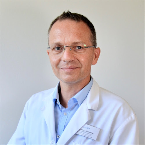 Kommentare und Rezensionen über Frauenarztpraxis Dr.med.(I)Armin Fürst