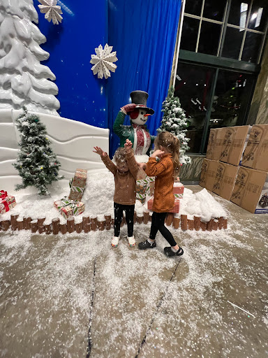 Sporting Goods Store «Bass Pro Shops», reviews and photos, 323 Opry Mills Dr, Nashville, TN 37214, USA