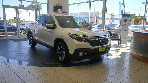 Honda Dealer «Mossy Honda Lemon Grove», reviews and photos