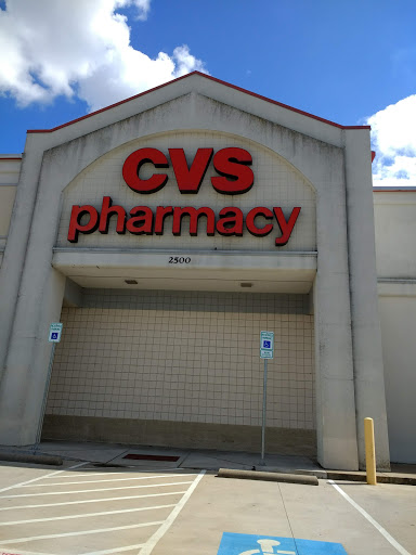 CVS, 2500 W Park Row Dr, Arlington, TX 76013, USA, 