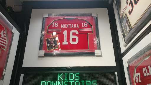 Sportswear Store «College Shop», reviews and photos, 2 Beach St, San Francisco, CA 94133, USA