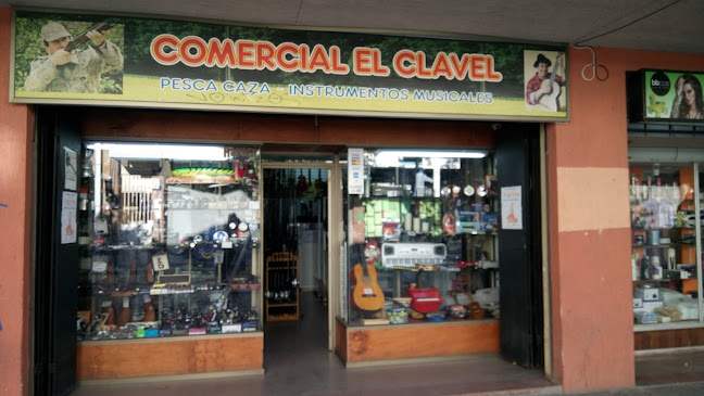 Comercial "El Clavel"