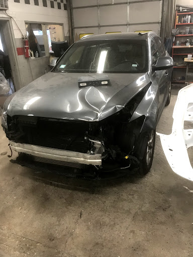 Auto Body Shop «Grand Auto Center», reviews and photos, 1401 W Grand Ave, Chicago, IL 60622, USA