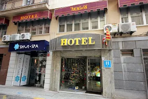 Hotel Aragón image