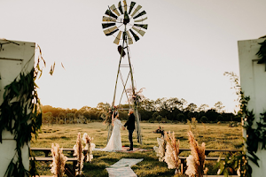 M&M Farms Wedding Venue image