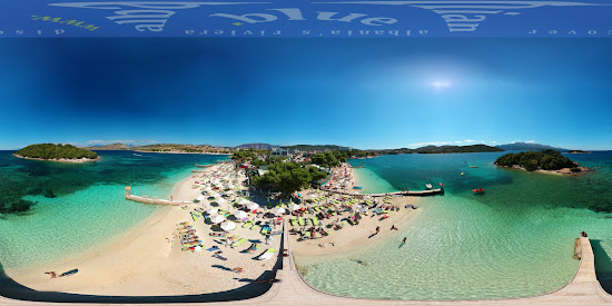 Isole Ksamil beach