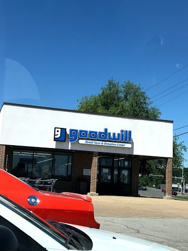 Thrift Store «Goodwill Retail Store of Fenton», reviews and photos, 99 Sugar Creek Center, Fenton, MO 63026, USA