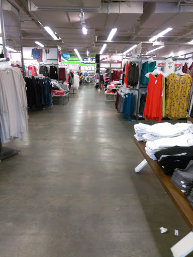 Clothing Store «Old Navy», reviews and photos, 2899 El Camino Real, Tustin, CA 92782, USA