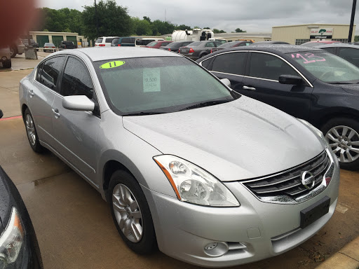 Used Car Dealer «LAKE CITY INVESTMENT, PRE-OWNED CAR DEALER», reviews and photos, 980 N Mill St, Lewisville, TX 75057, USA