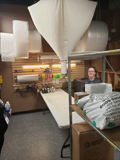 Shipping Service «The Mail Box Store», reviews and photos, 12603 IL-143, Highland, IL 62249, USA