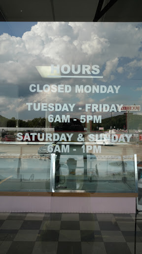 Bakery «The Blue Owl Sweet Shoppe», reviews and photos, 1 Ponder Executive Plz, House Springs, MO 63051, USA