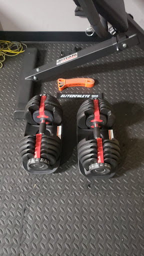 Exercise Equipment Store «Pound4Pound Fitness Equipment», reviews and photos, 205 Berg St, Algonquin, IL 60102, USA