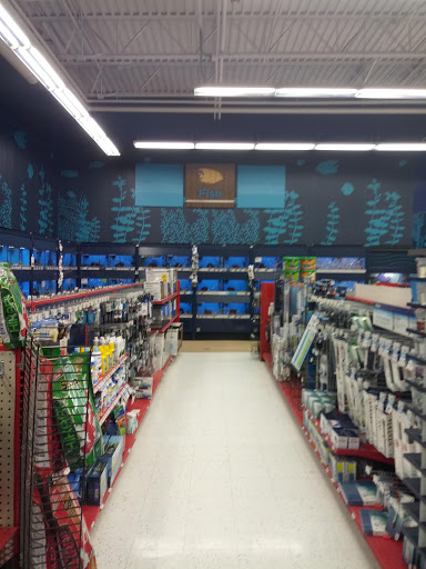 Pet Supply Store «Petco Animal Supplies», reviews and photos, 12765 Harper Village Dr #140, Battle Creek, MI 49014, USA