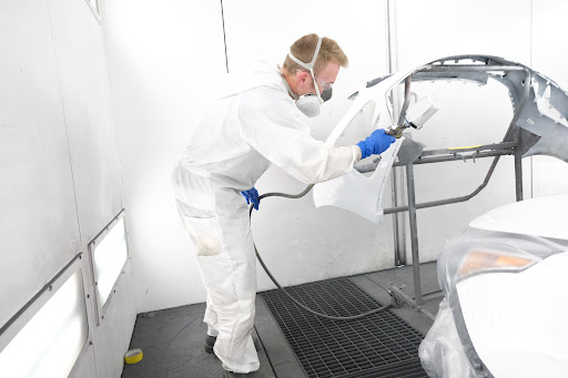 Auto Body Shop «Schaefer AutoBody Centers - Ellisville, MO», reviews and photos, 16109 Manchester Rd, Ellisville, MO 63011, USA