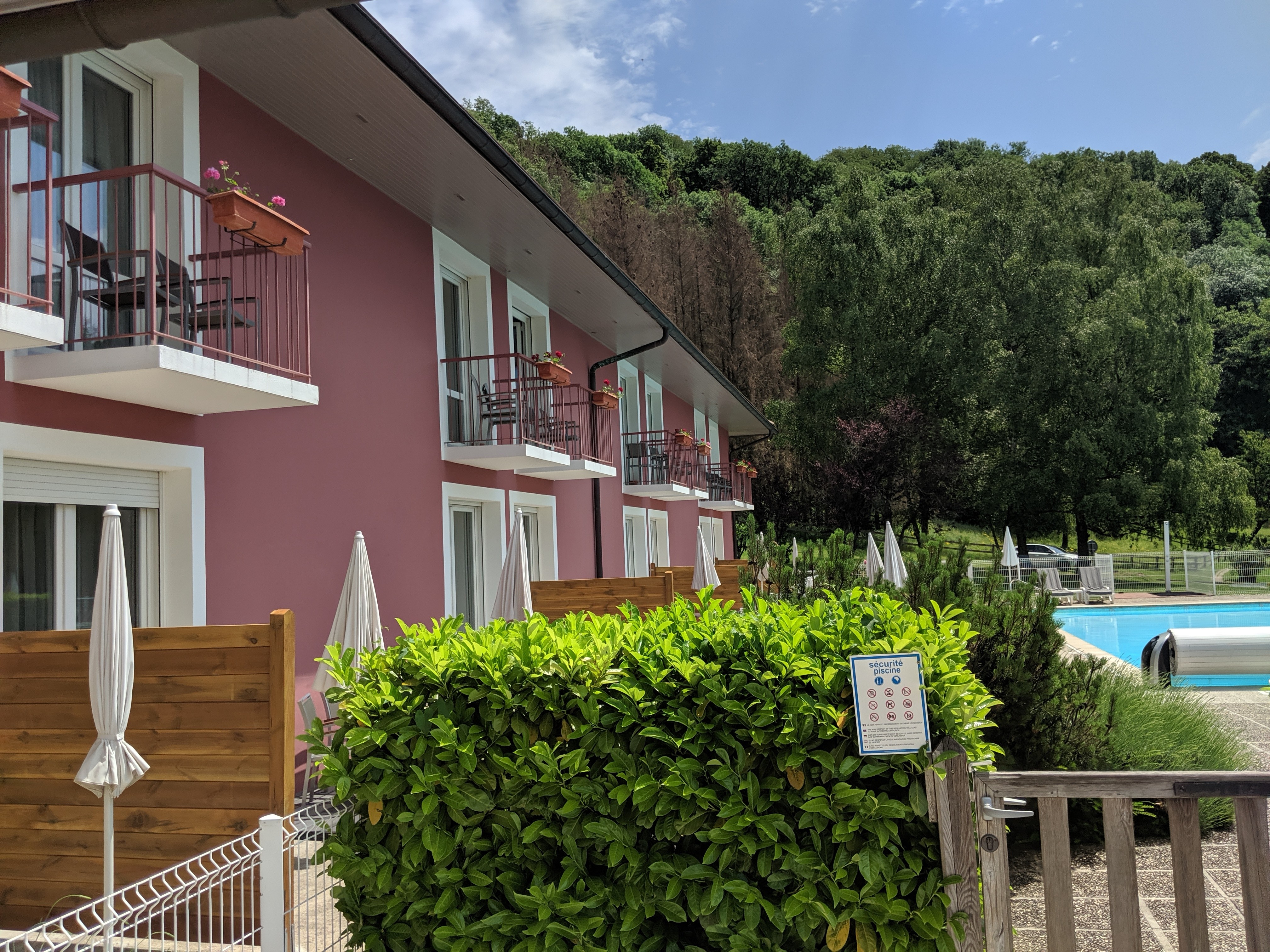 Photo n° 17 de l'avis de S.e fait le 04/06/2019 à 20:59