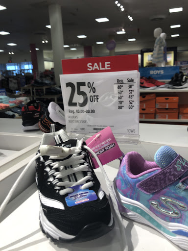 Department Store «JCPenney», reviews and photos, 757 E Lewis and Clark Pkwy #701, Clarksville, IN 47129, USA