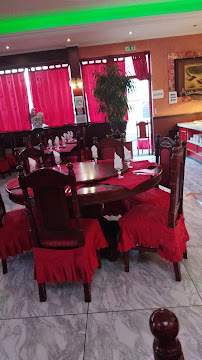 Atmosphère du Restaurant asiatique Au Lotus d'Or à Brives-Charensac - n°6