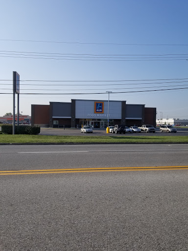 Grocery Store «ALDI», reviews and photos, 1710 E Tipton St, Seymour, IN 47274, USA