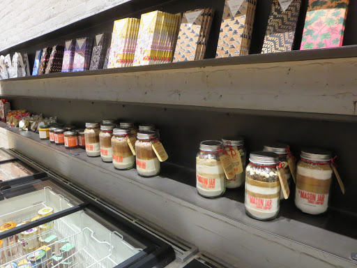 Gourmet Grocery Store «The Market by Foxtrot», reviews and photos, 1019 W Lake St, Chicago, IL 60654, USA