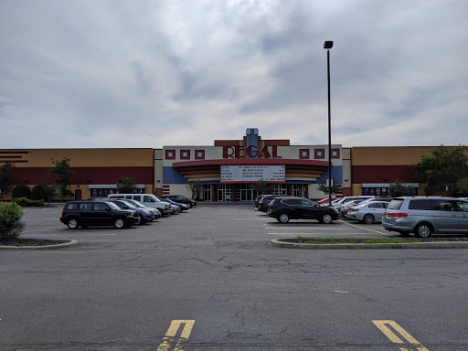 Movie Theater «Regal Cinemas Henrietta 18», reviews and photos, 525 Marketplace Dr, Rochester, NY 14623, USA
