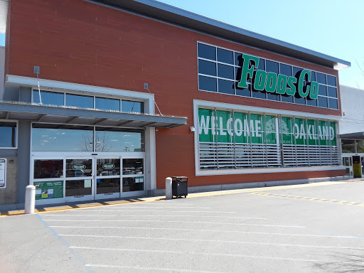 Shopping Mall «Foothill Square Shopping Center», reviews and photos, 10700 MacArthur Blvd #200, Oakland, CA 94605, USA