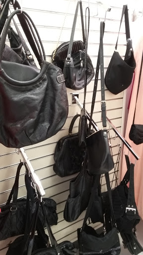 Thrift Store «Goodwill - University», reviews and photos