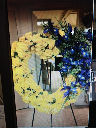 Florist «Village Flowers & Gifts», reviews and photos, 527 W Lodi Ave, Lodi, CA 95242, USA