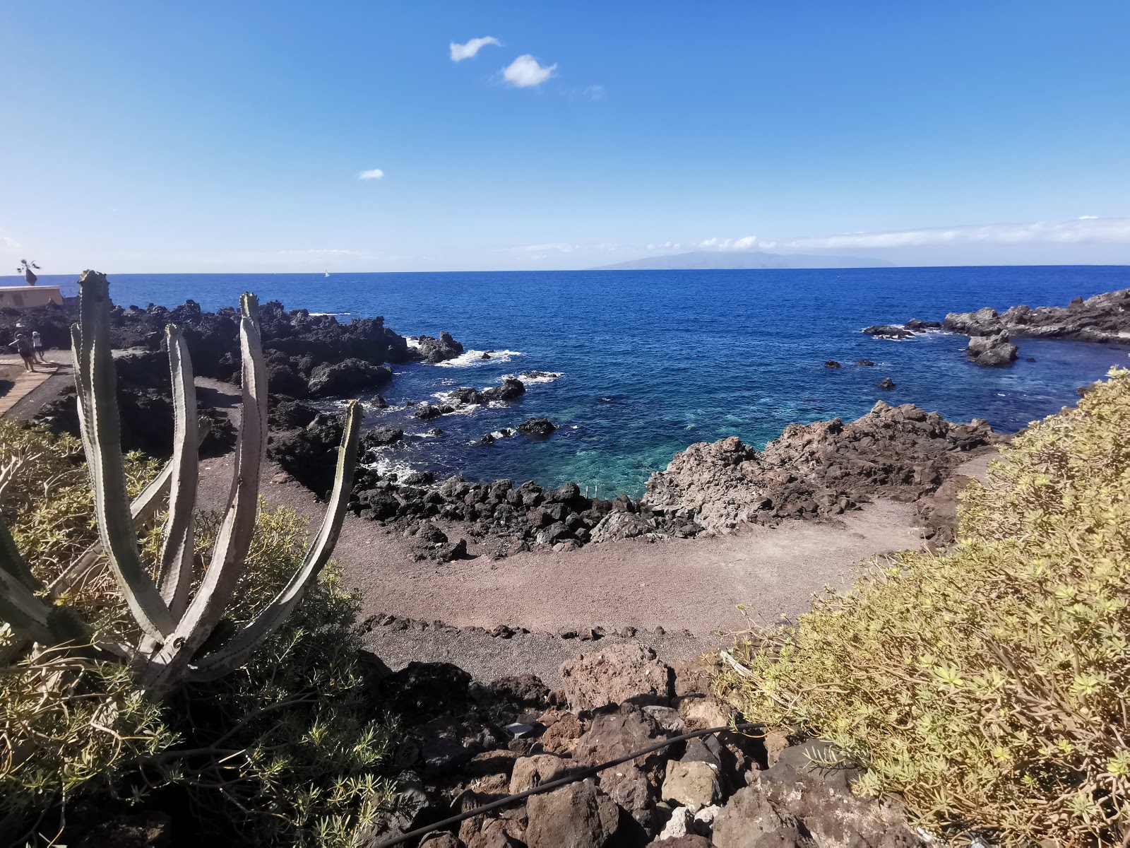 Foto av Playa San Juan II med belagd betongyta yta